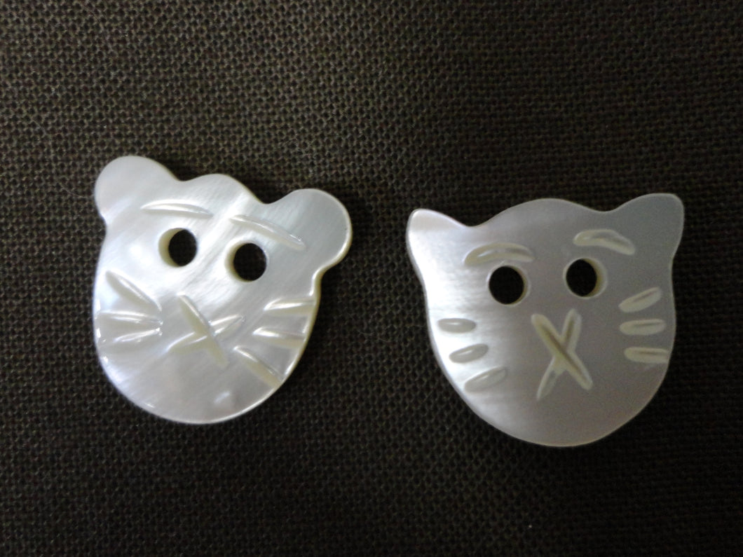 Buttons - Mother of Pearl Cat Face