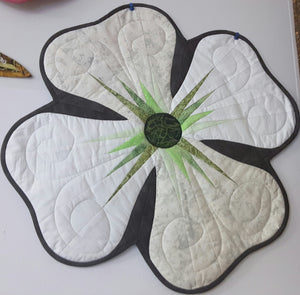 Quiltworx - Dogwood Placemats Pattern